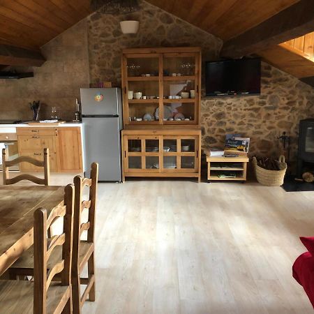 Charmant Appartement Dans Le Village/Coqueto Apartamento En El Pueblecito La Cabanasse Exterior foto