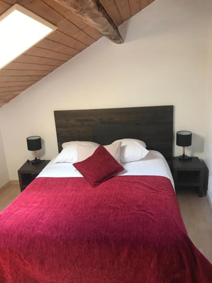 Charmant Appartement Dans Le Village/Coqueto Apartamento En El Pueblecito La Cabanasse Exterior foto